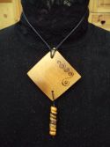 Collier en bois 5