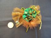 Broche brune fleur verte n°5