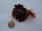 Petite broche marron n°19