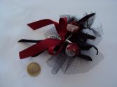 Pince plate noire et rouge