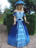 Crinoline bleue dégradée