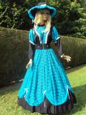 Crinoline turquoise et noire