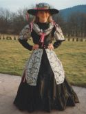 Crinoline noire satin et dentelle