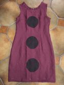 Robe violette Ã  pois noirs